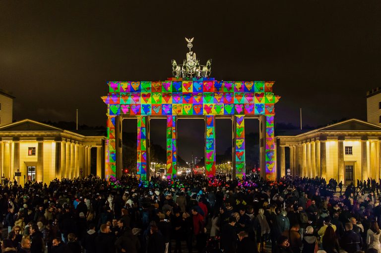 Brandenburger Tor ◆ Colors of Joy ◆ powered by Zander & Partner